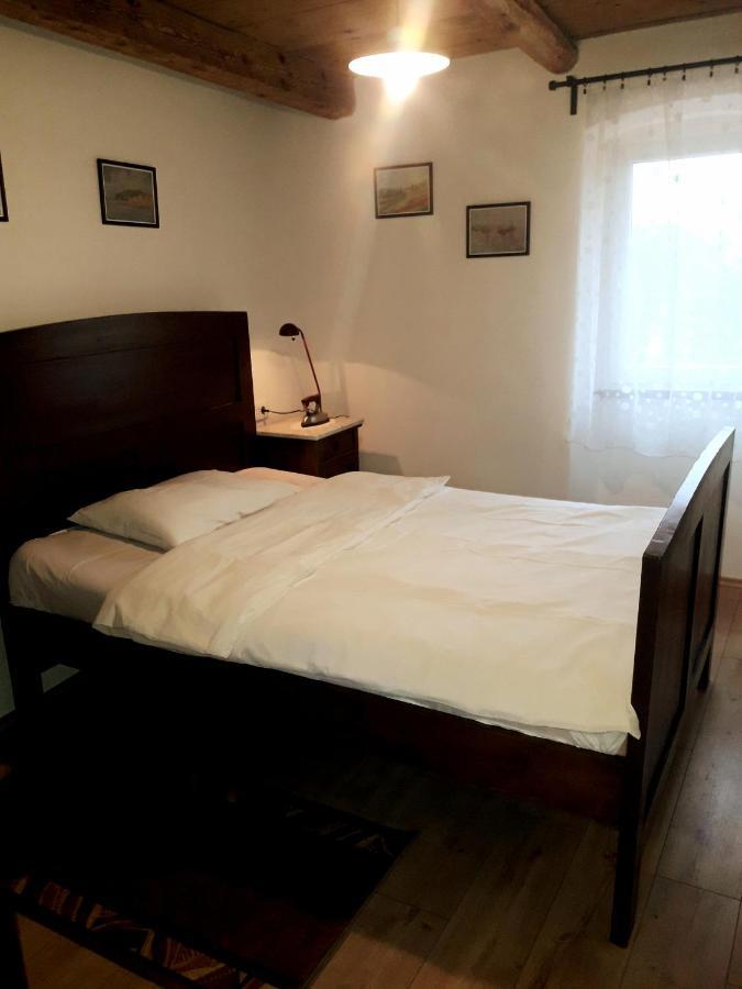 Casa Istriana Nona Pina Villa Kaštelir Buitenkant foto
