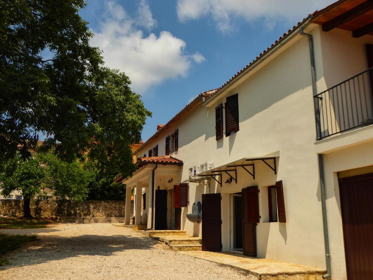 Casa Istriana Nona Pina Villa Kaštelir Buitenkant foto