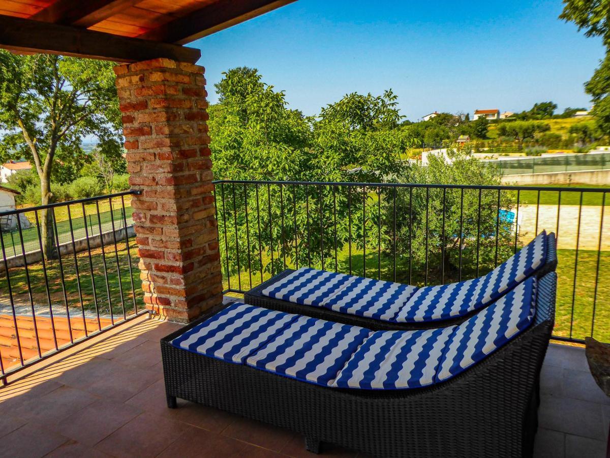 Casa Istriana Nona Pina Villa Kaštelir Buitenkant foto